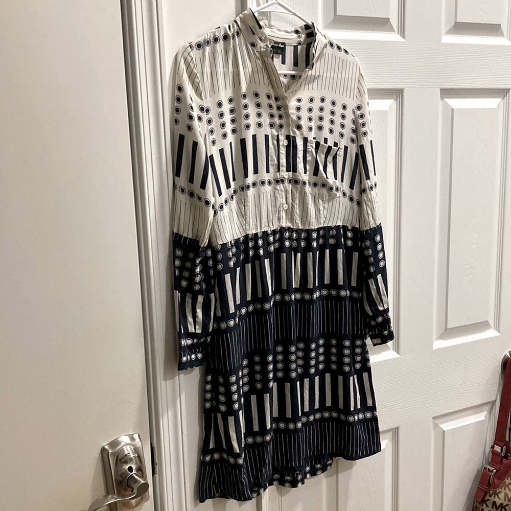 Steven Alan 100% silk tunic dress shirt tribal print long sleeve  
size 2 beach
